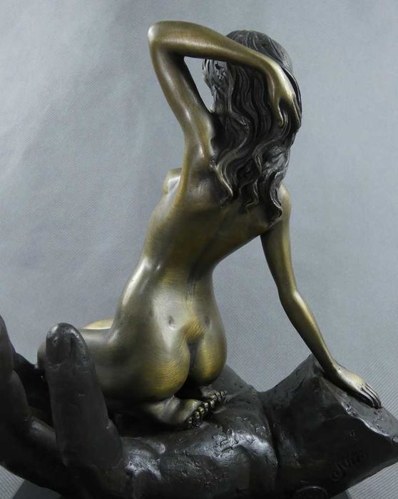 Figura Kobieta dłoni siedząca Akt rzeźba brąz marmur pieczęć 4kg