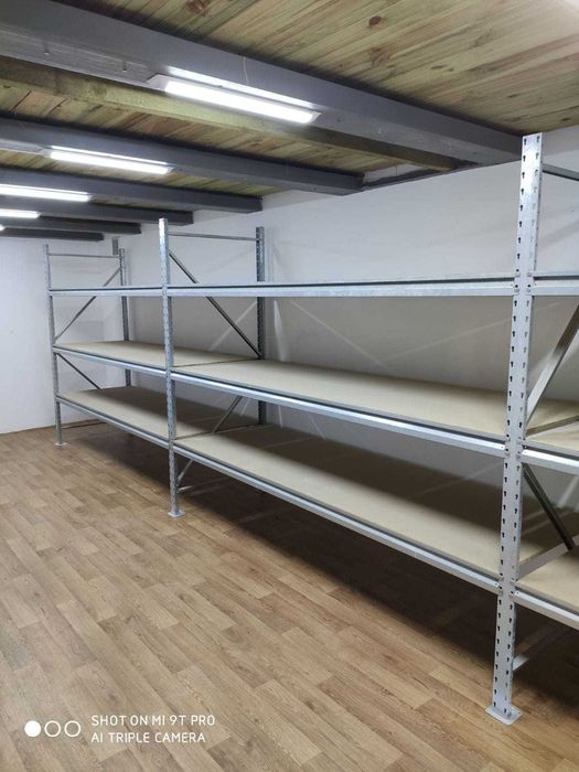 Стелажі металеві підсилені з полицями. Збірно розбірні. Для шин, коліс