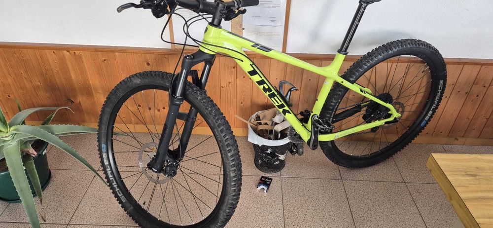 TREK XCALIBER 9 semi-rigida