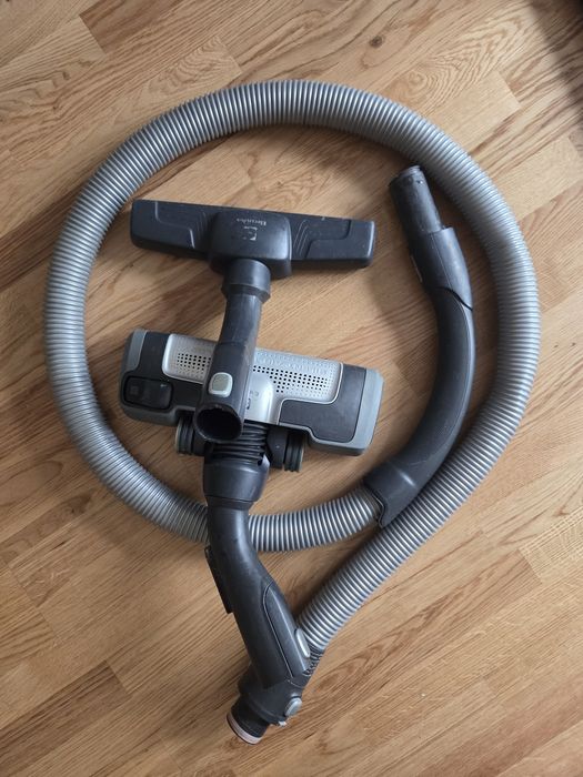 Odkurzacz electrolux ultrasilencer moc ssania 2200W