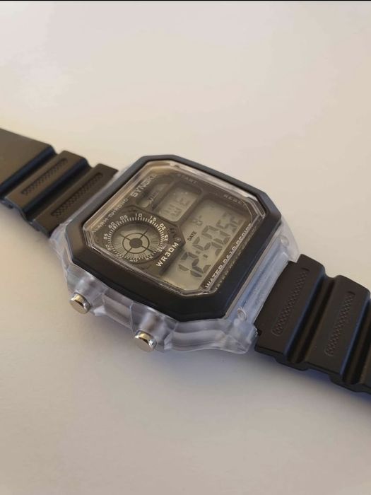 relógio digital à prova de água