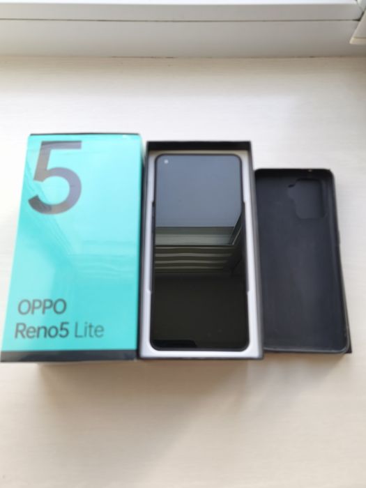 Oppo Reno 5 Lite