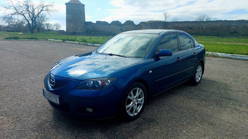 Продам автомобіль Mazda 3