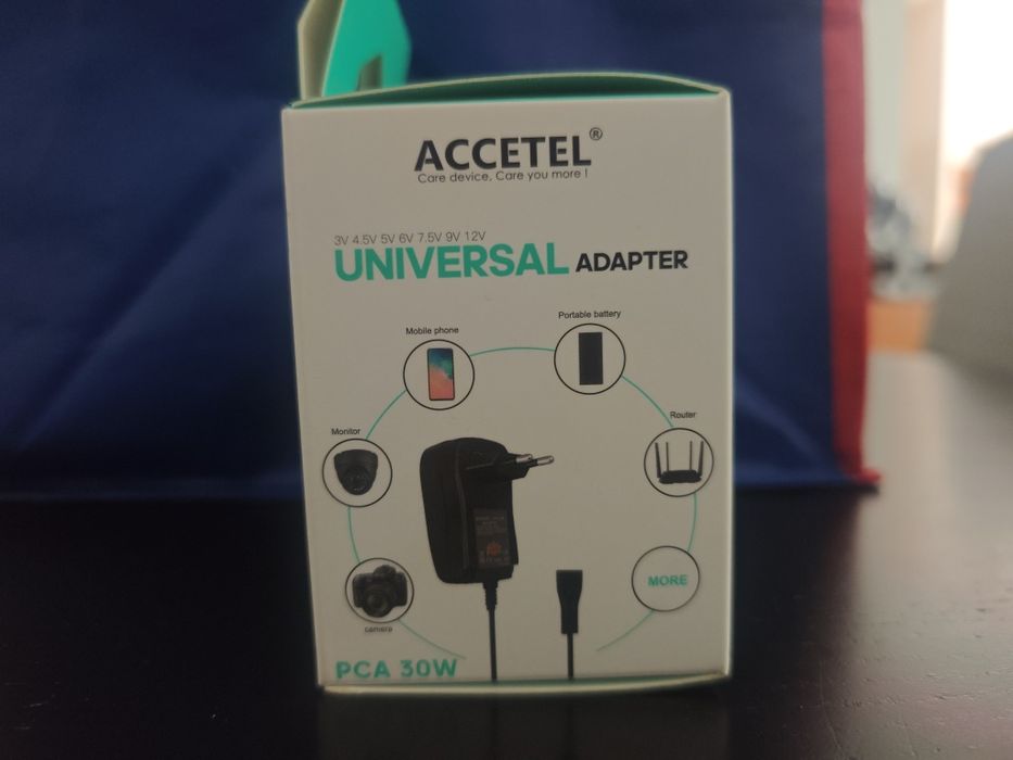 Adaptador universal 30w - Novo