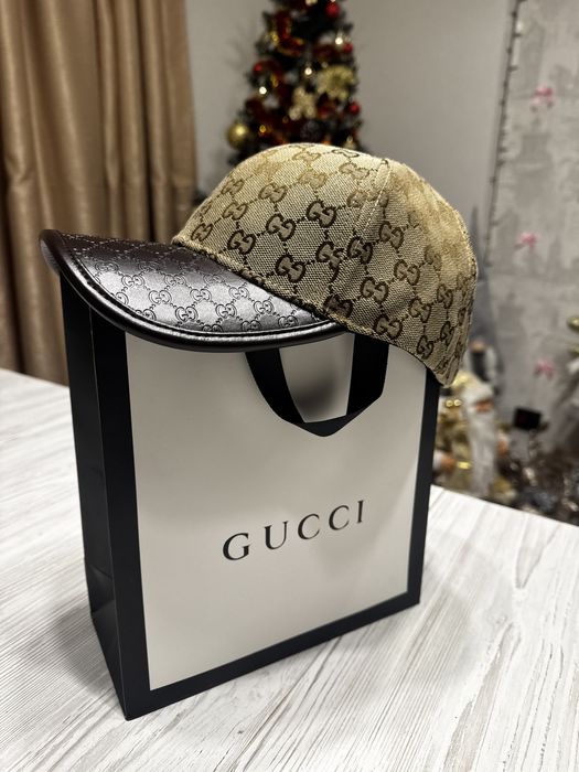 Кепка GUCCI  Новая с биркой Оригинал !