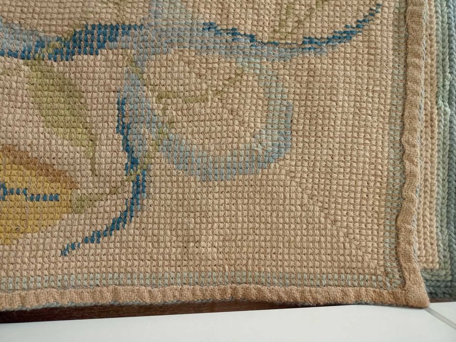 Tapete Arraiolos 330x210cm.Excelente estado.Entrega Setúbal, ou outra zona a combinar.