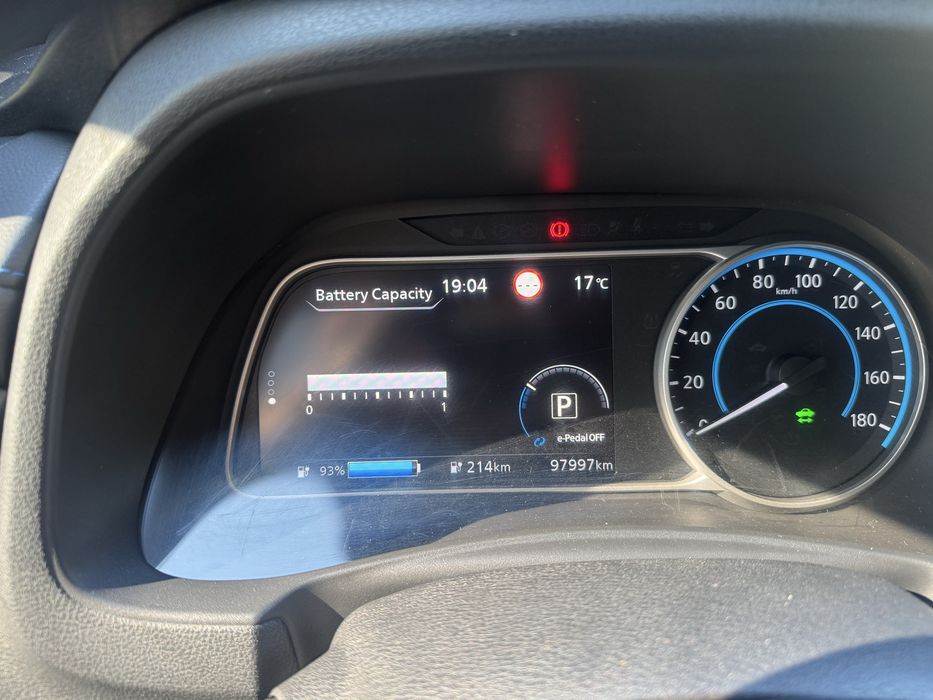 Nissan Leaf 2 ZE1 40kWt
