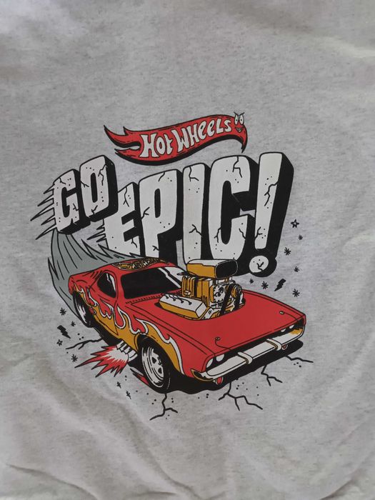 Bluza chłopięca rozm.140 + Gratis