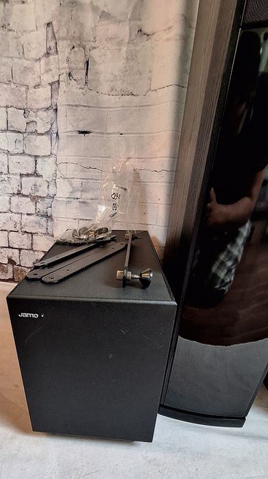 Zestaw Kolumn 5.1 Jamo S606