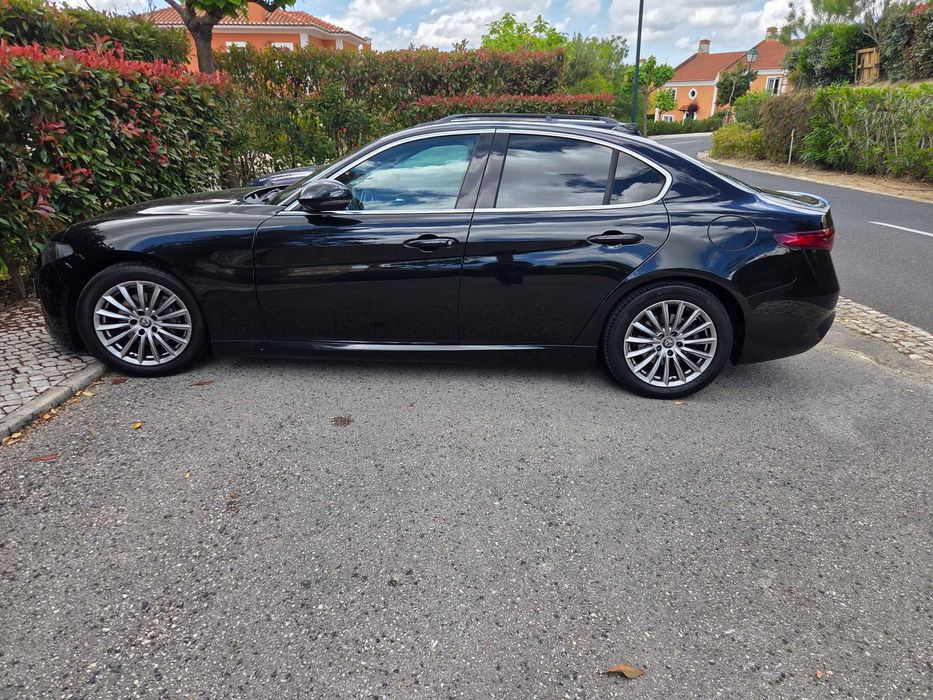 Alfa Romeo Giulia 2.2 Diesel AT8 Super | Nacional | Pele Camel | 118 mil km