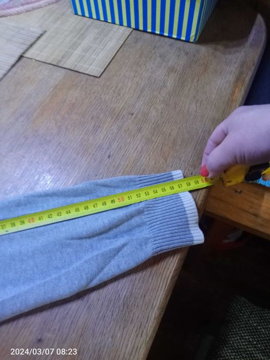 Продаю свої речі.