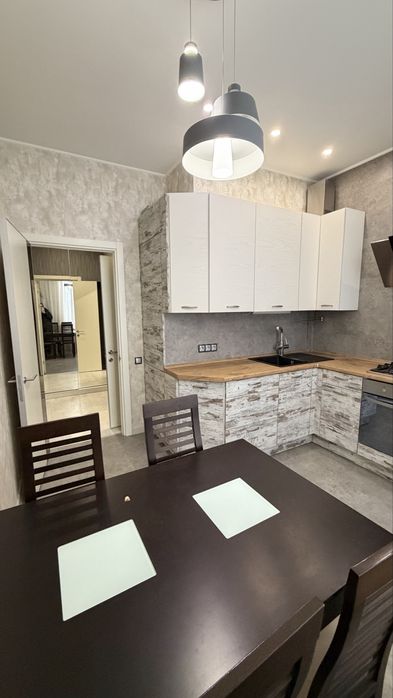 ‼️Квартира в новобудові з скваженою і паркомісцем