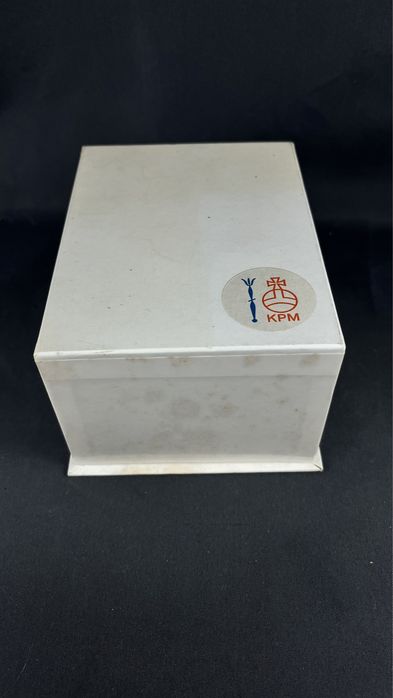 Dzwonek porcelsnowy KPM Berlin