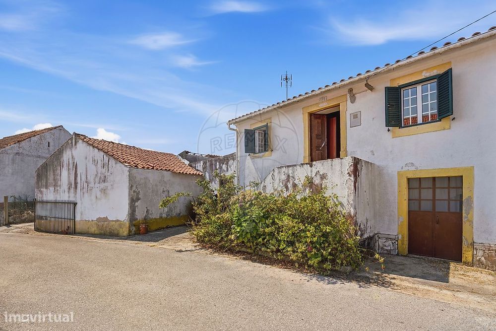 T3 Detached House for Sale