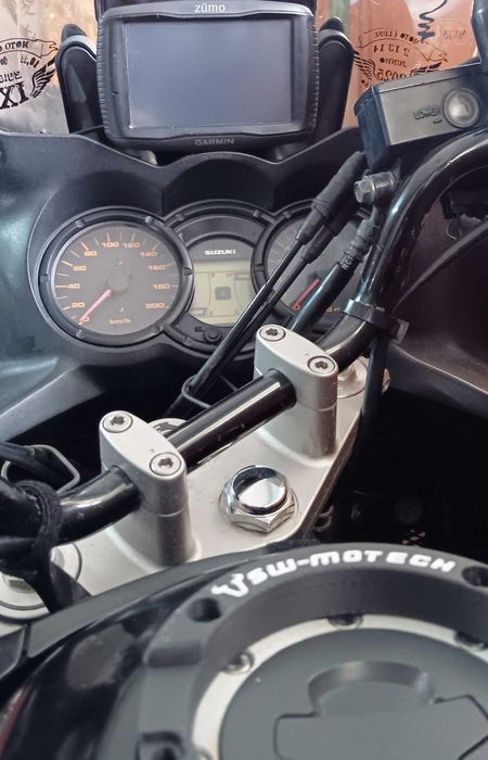 Suzuki V Strom 650  WEE com Gps Garmin zumo 595 LM, Cap.Nexx, Cavalete