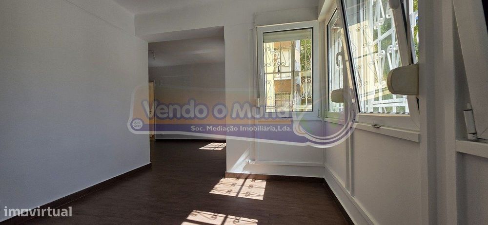 Apartamento T3 em Carnide (LXLX013)