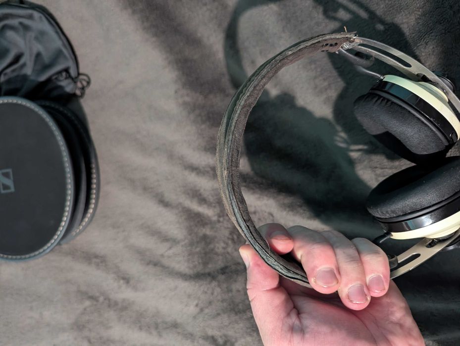 Навушники Sennheiser MOMENTUM M2 OEBT