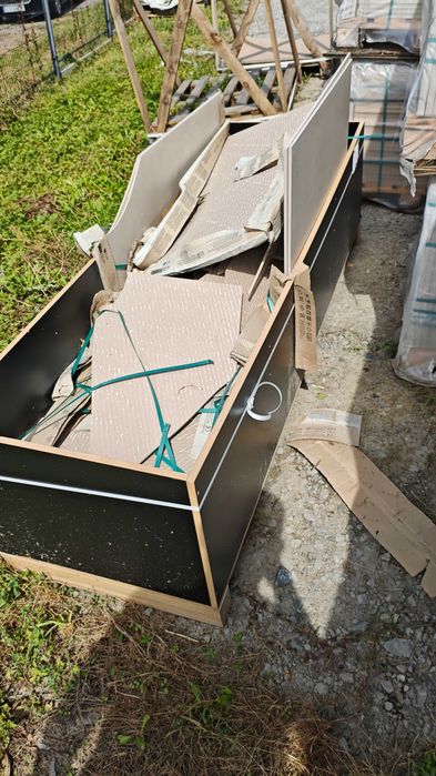 Oddam za darmo płytki gresowe 25 m2