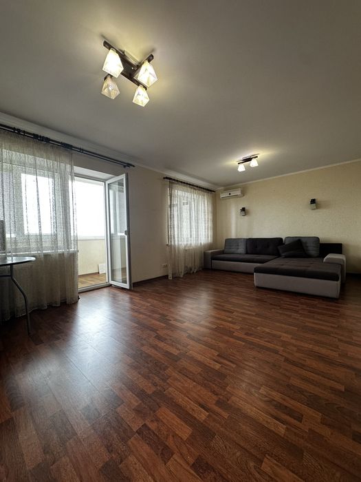 Продажа 1 комнатной квартиры 60 кв м