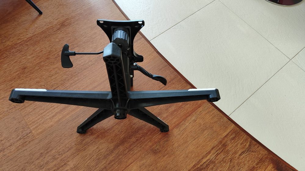 Mechanizm metalowy do fotela Diablo X-fighter.