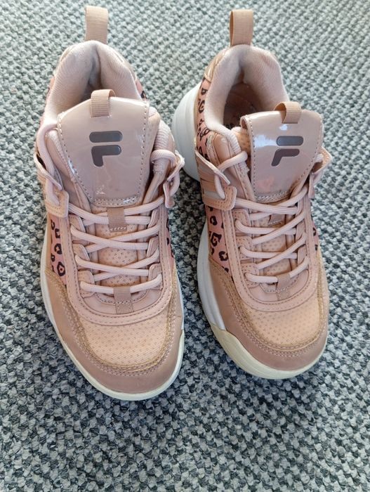 Buty sportowe damskie FILA model Disruptor r. 36