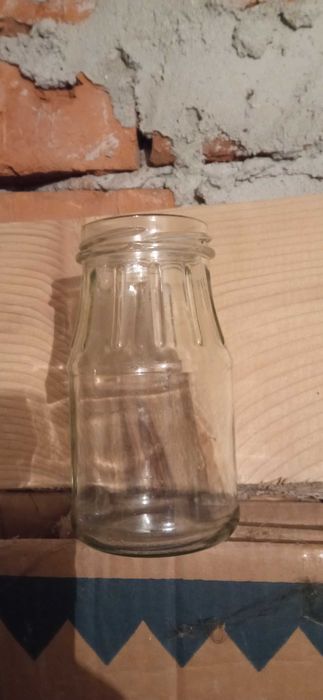 Банки 1л , 0,5л.