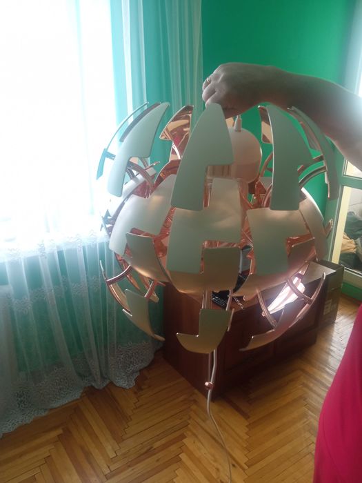 Продам люстру за 1200грн