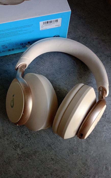 Навушники ANKER SoundСore Space One