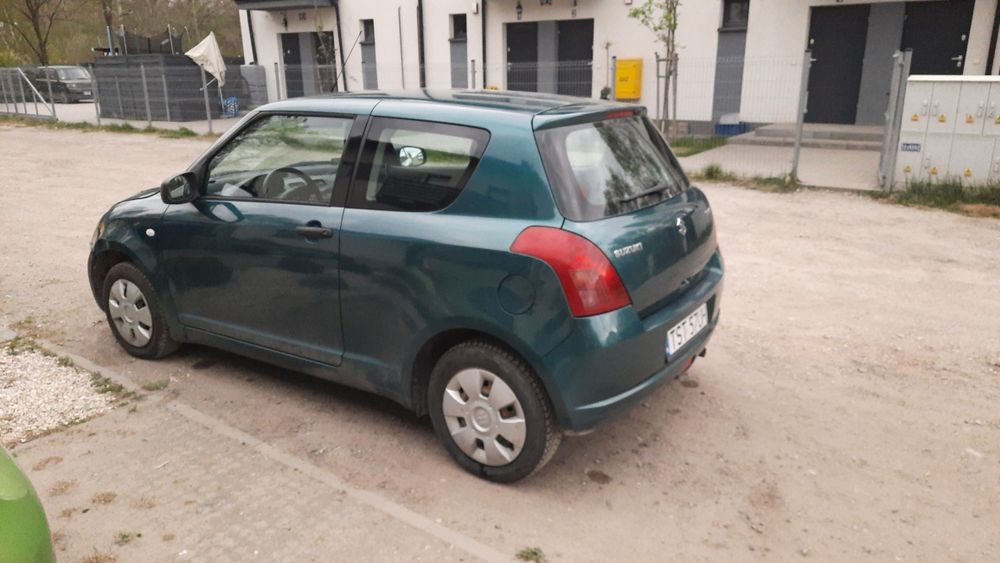 Suzuki swift III generacja