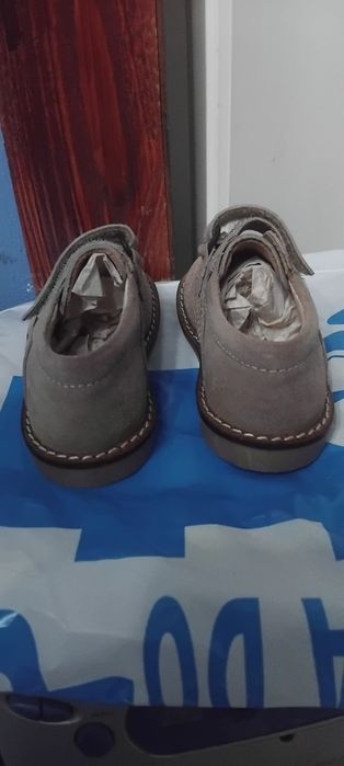 Nr,sapatinhos castanho