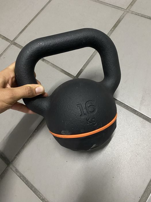 Kettelbell 16kg com base de borracha
