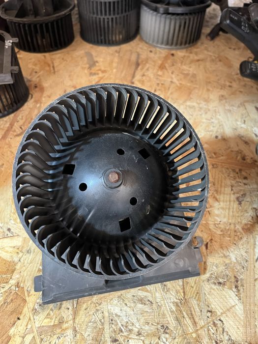 Вентилятор моторчик пічки Audi A4 B5, VW Passat B5 оригінал 8D1819021A