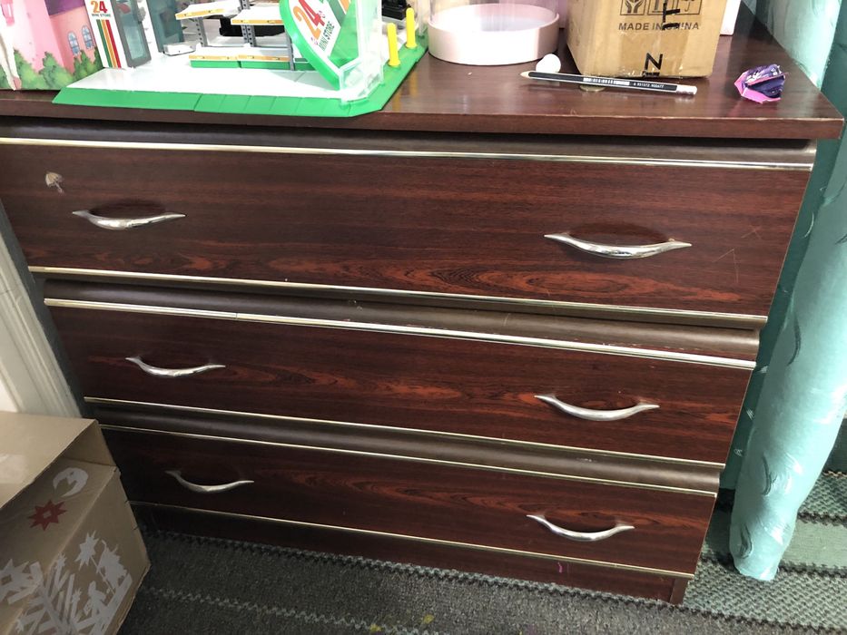 Комод на 3 шухляді