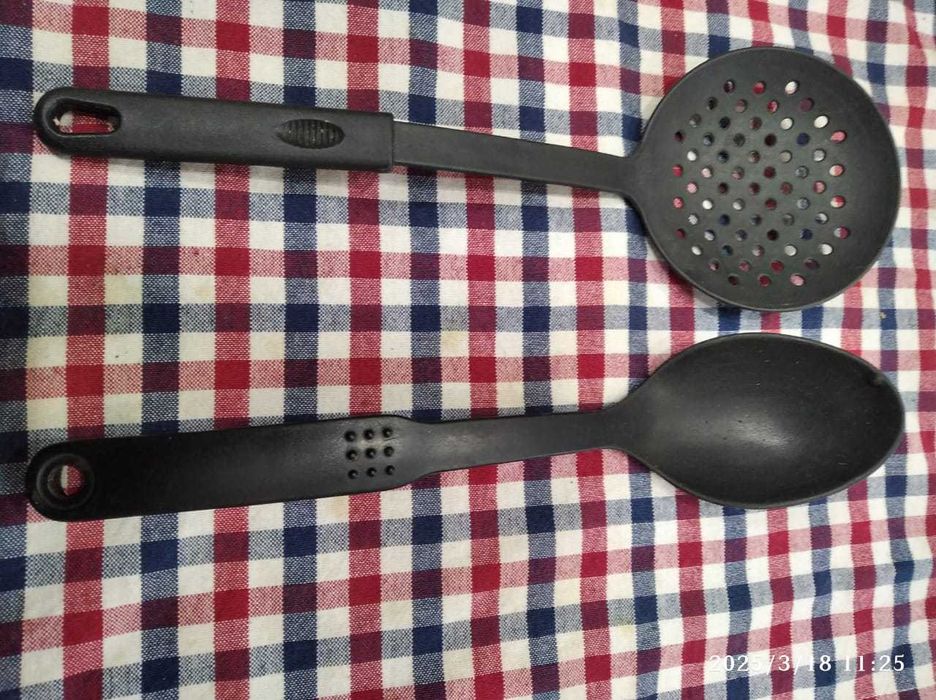 Широкий вибір наборів столових приборів: вилки, ложки