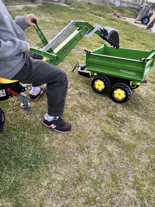 Traktor z przyczepka john deere rolly toys