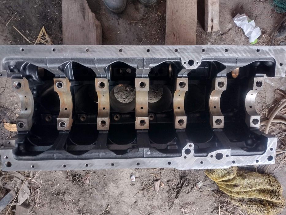 Blok silnika Massey Ferguson 8130