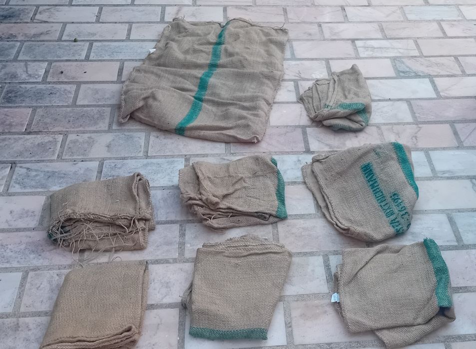 Sacos de Sarapilheira para trabalhos ou ninhos dos canários