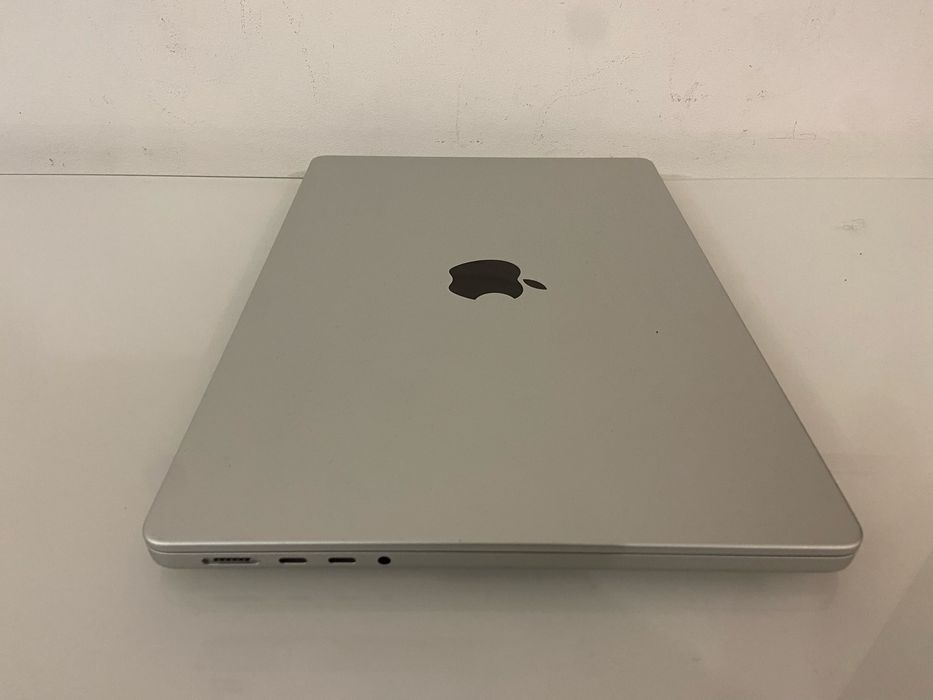 MacBook Pro 14” M4  – 16GB | 512GB