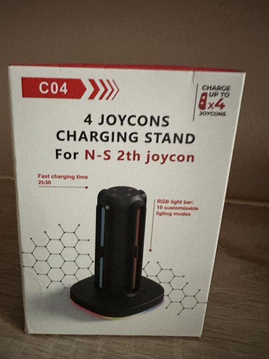 зарядний пристрій Freaks and Geeks Charging Station для чотирьох контролерів Joy-Con консолі Nintendo Switch