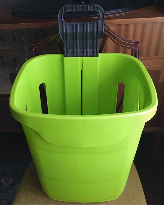 Cestos como novos 20 unidades.