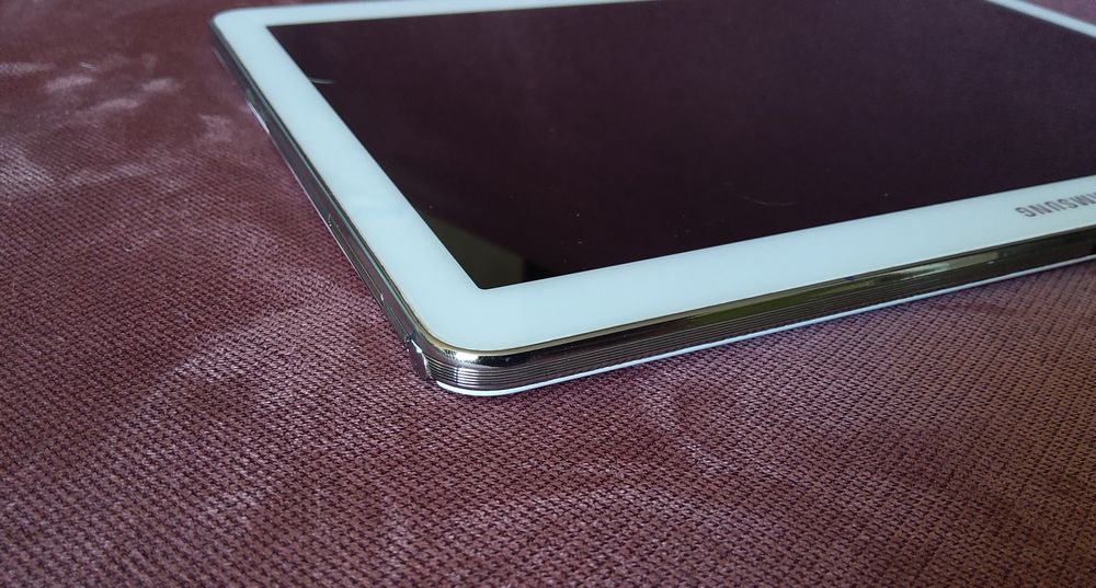 Планшет Samsung Galaxy Note 10.1 2014 Edition