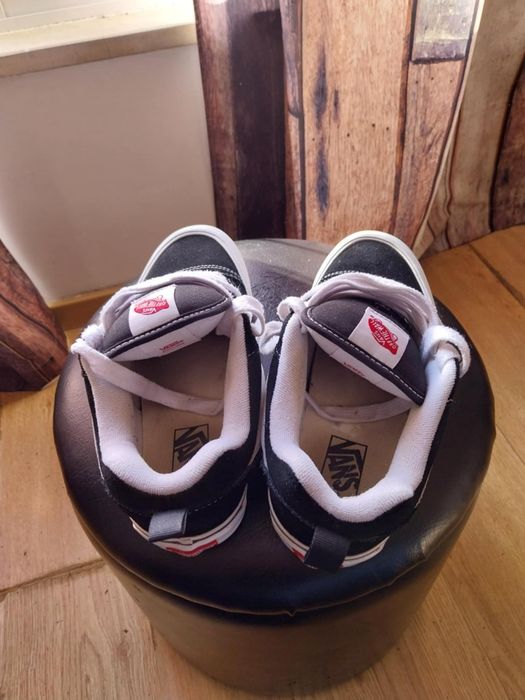 Tenis marca vans usados 3 ou 4 veses estao como novos