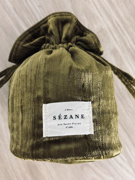 Parisian chic pouch Sézane elegant boho look szyk