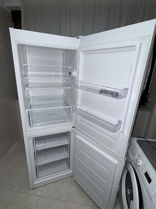 Frigorífico Combinado INDESIT LI7 S1E W