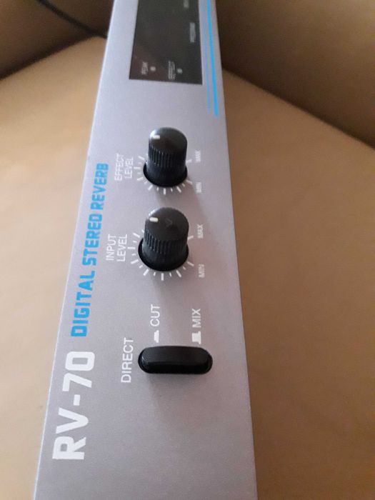 Roland Boss RV 70 Japoński Cyfrowy Efekt Pogłosowy