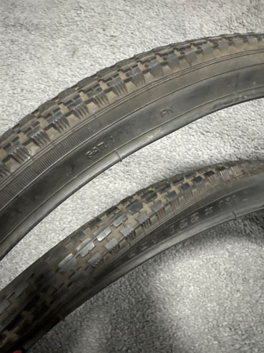 Opony stomil 22x1 3/8  2 szt