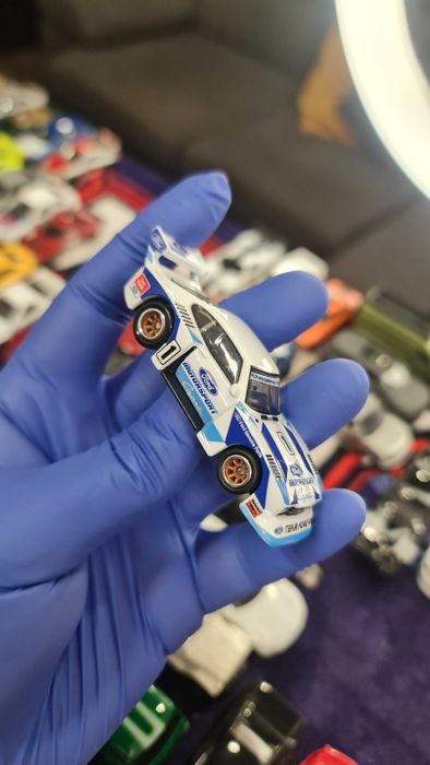 Hot WHEELS Premium - Race Dry 5 Pack