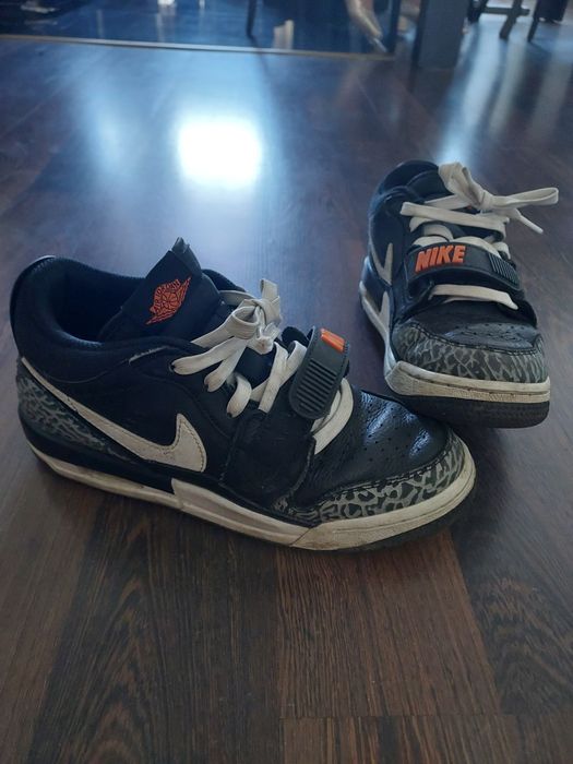 Nike buty roz  wkładki 24