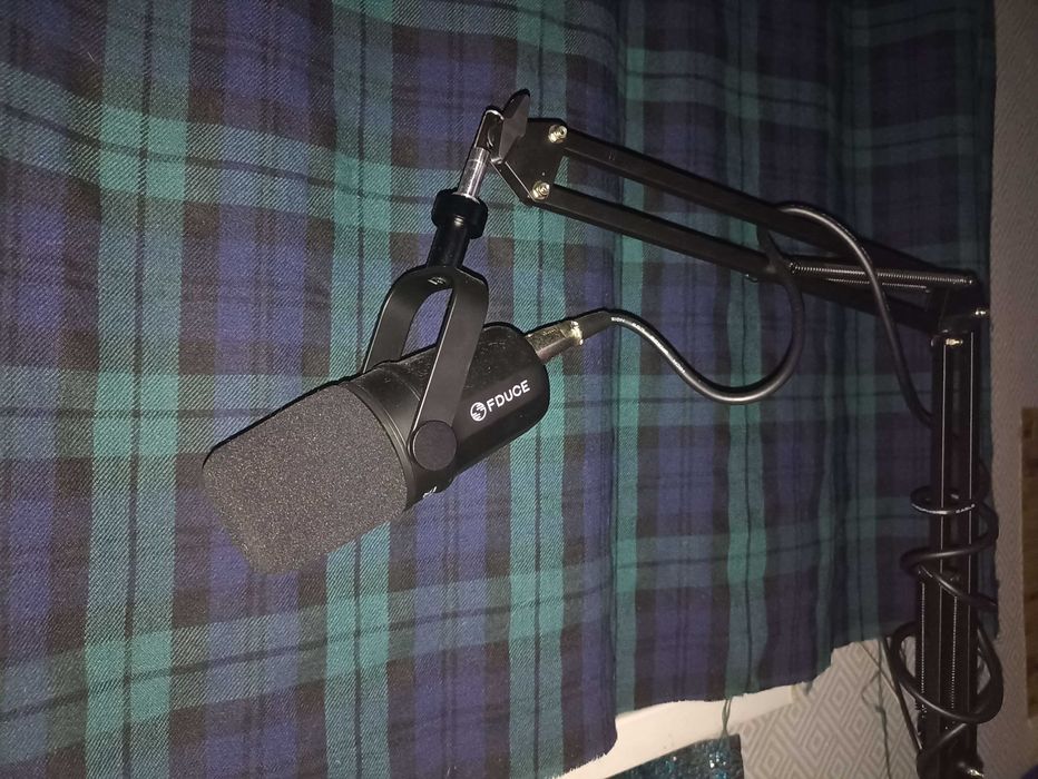 Продам Студийный Микрофон+микшер+пантограф (только комплектом)