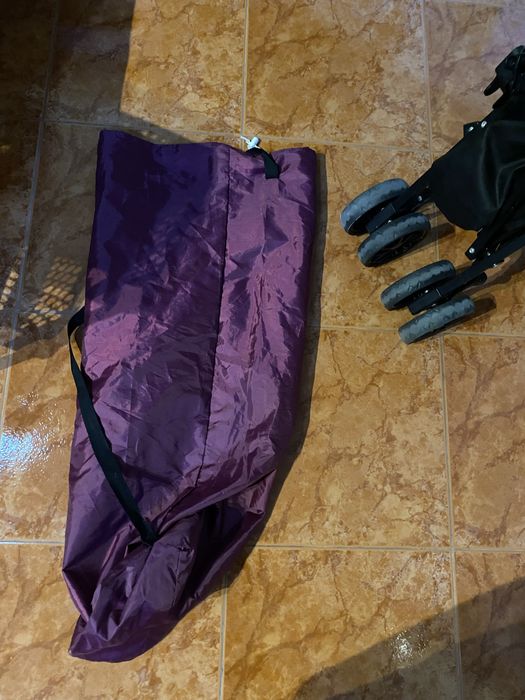 Carrinho de passeio infantil